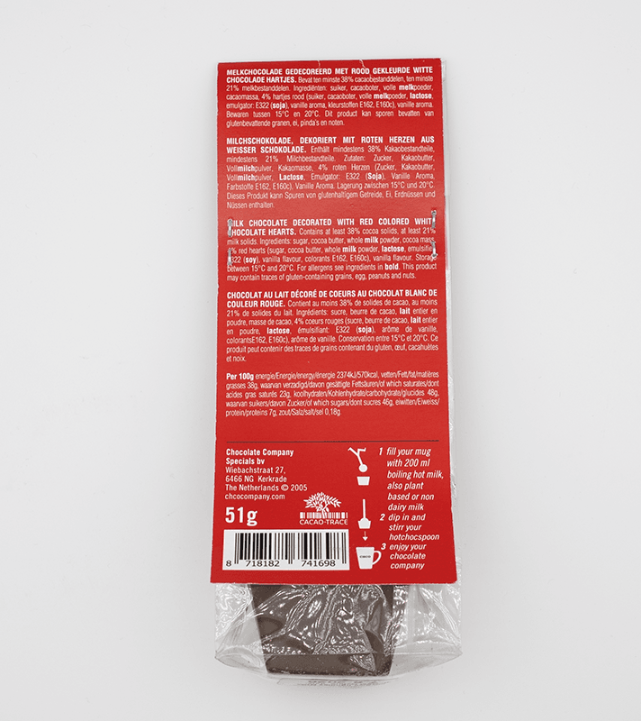 Rückseite einer Schokoladenverpackung mit Produktinformationen, Zutatenliste, Herstellerangaben und Zubereitungshinweisen in mehreren Sprachen.